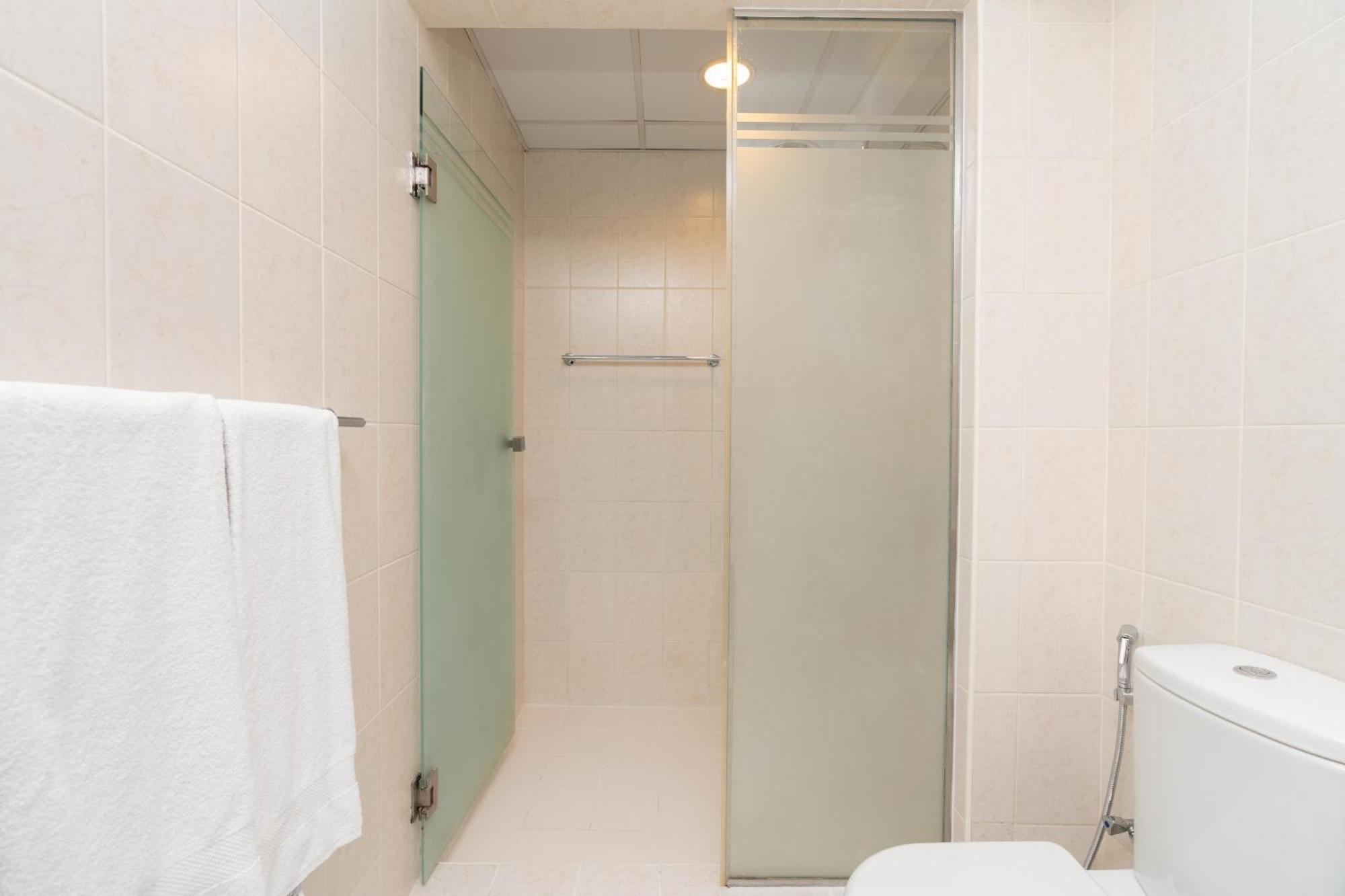 Bnbnova - 1br - Panoramic Canal & Skyline View * Dubai